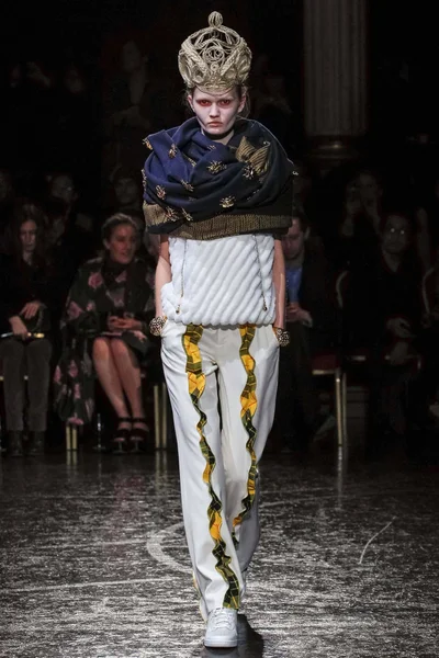 Look 1